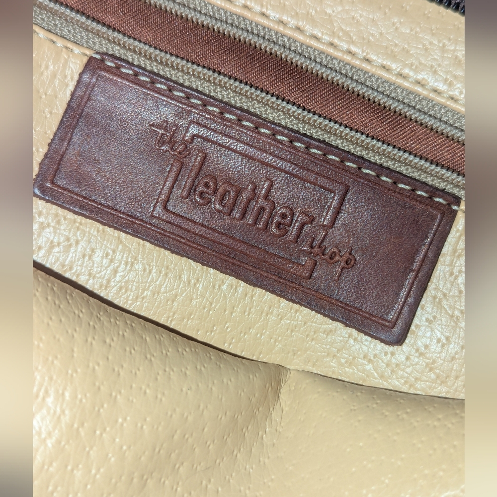 Vibrant Orange and Blue Mola Textile Bag With Leather Details. - Picture 6 of 10